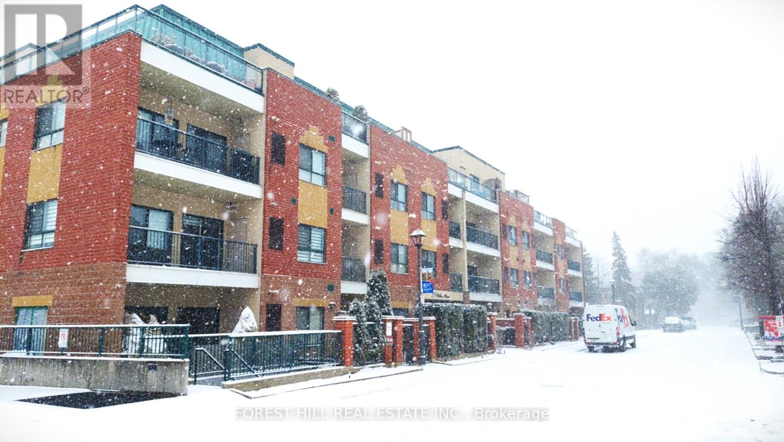 210 - 33 WALLACE STREET, Vaughan, Ontario