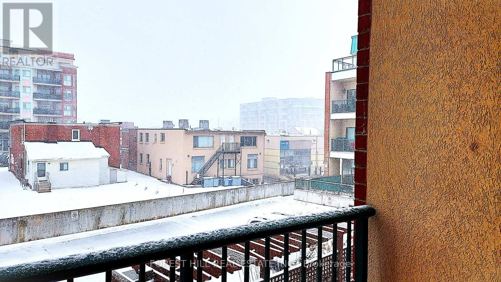 210 - 33 Wallace Street, Vaughan, Ontario  L4L 2P2 - Photo 12 - N12964322