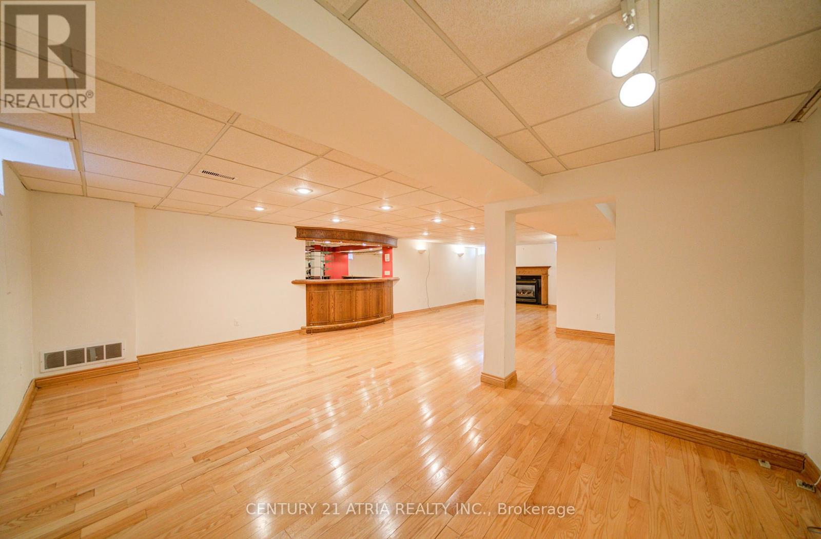 64 Craigleith Crescent, Richmond Hill, Ontario  L4E 2S4 - Photo 25 - N12964328