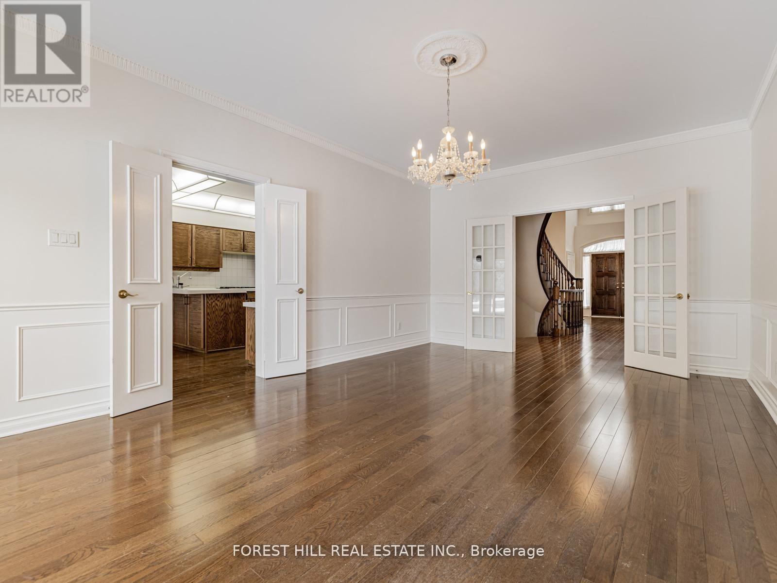 17 Dunloe Road, Richmond Hill, Ontario  L4B 2H6 - Photo 14 - N12964492