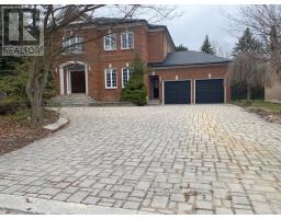 17 DUNLOE ROAD, Richmond Hill, Ontario