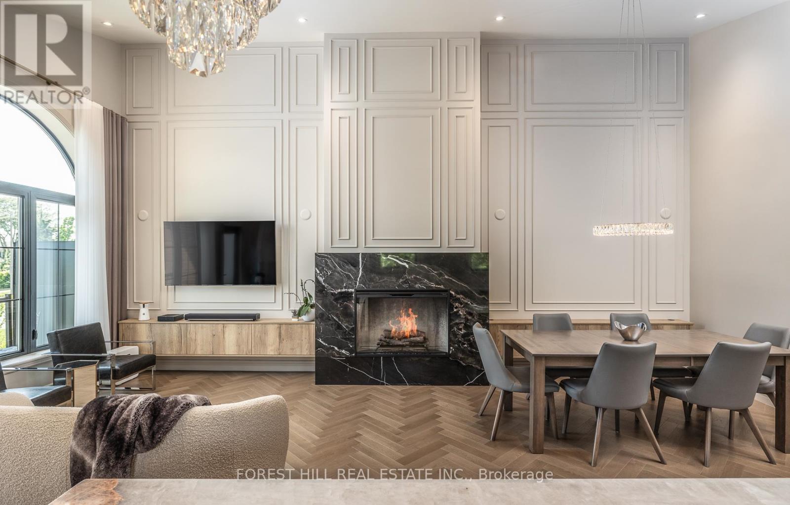 Upper - 596 Woodbridge Avenue, Vaughan, Ontario  L4L 2T7 - Photo 4 - N12964500