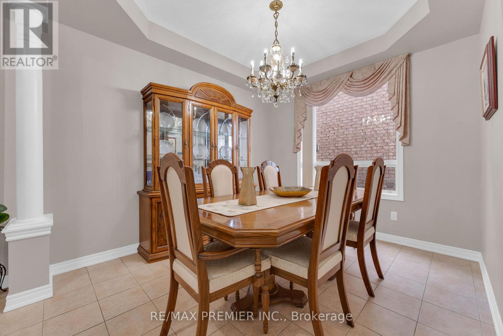 9 Oland Drive, Vaughan (Vellore Village), Ontario  L4H 2H3 - Photo 5 - N12964550