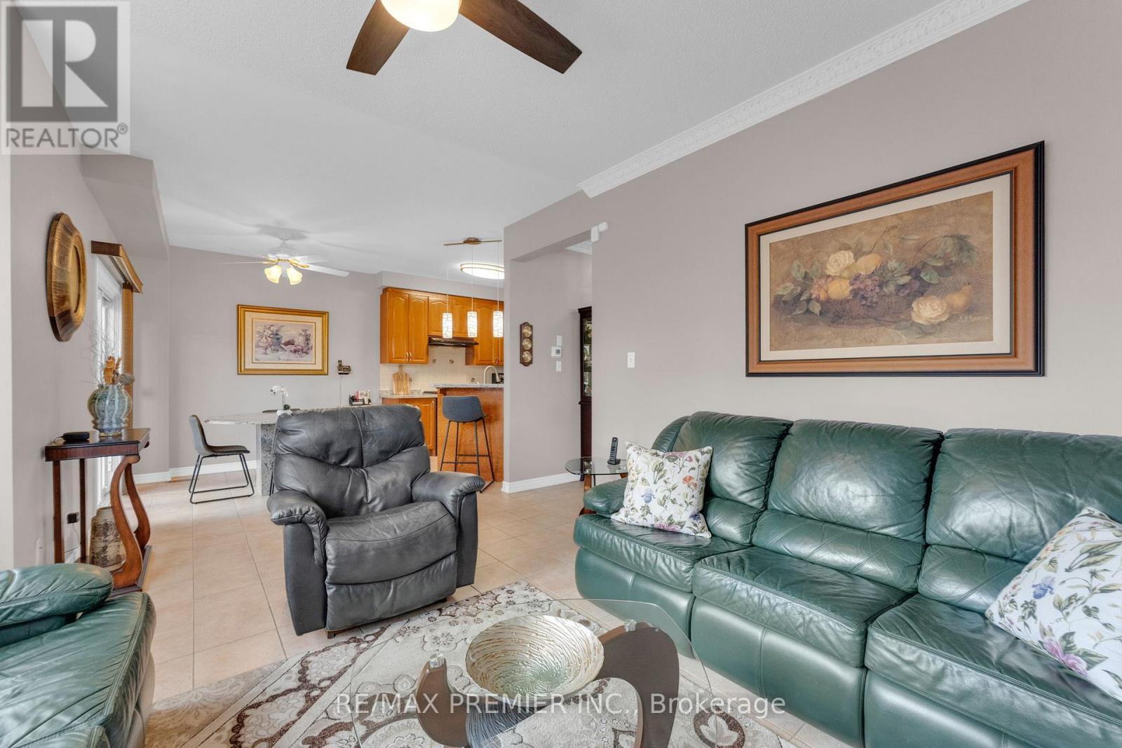9 Oland Drive, Vaughan (Vellore Village), Ontario  L4H 2H3 - Photo 7 - N12964550