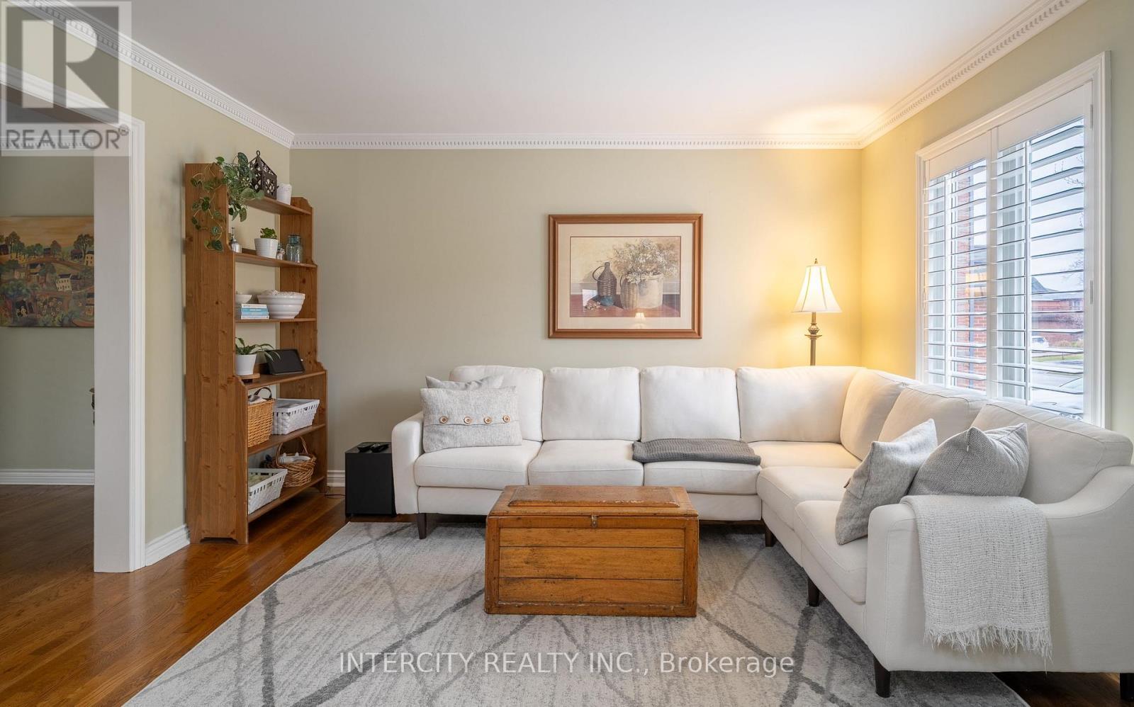 131 Torran Road, Vaughan, Ontario  L4L 3B4 - Photo 5 - N12964582