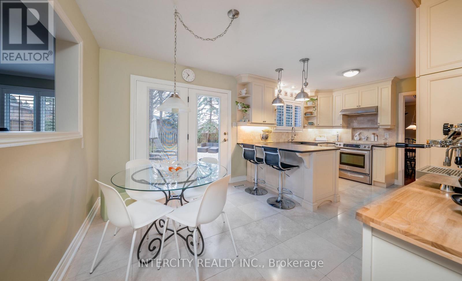 131 Torran Road, Vaughan, Ontario  L4L 3B4 - Photo 7 - N12964582