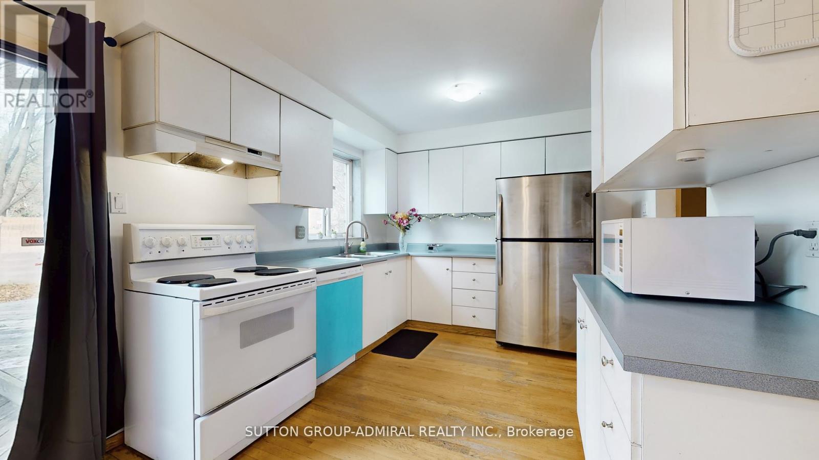 93 Patrice Crescent, Vaughan, Ontario  L4J 4Z2 - Photo 6 - N12964594