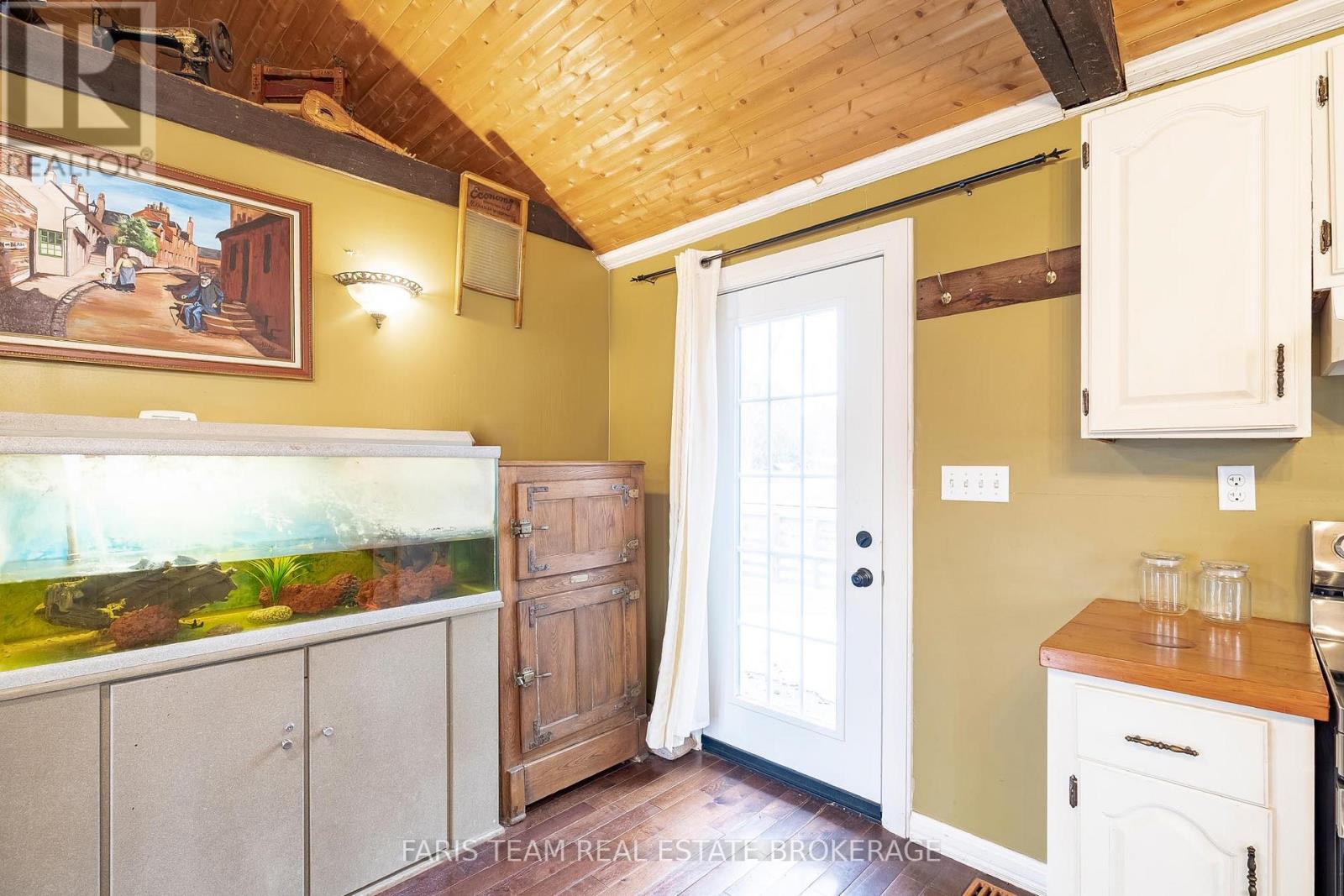 1417 Maple Way, Innisfil, Ontario  L0L 1C0 - Photo 24 - N12964634