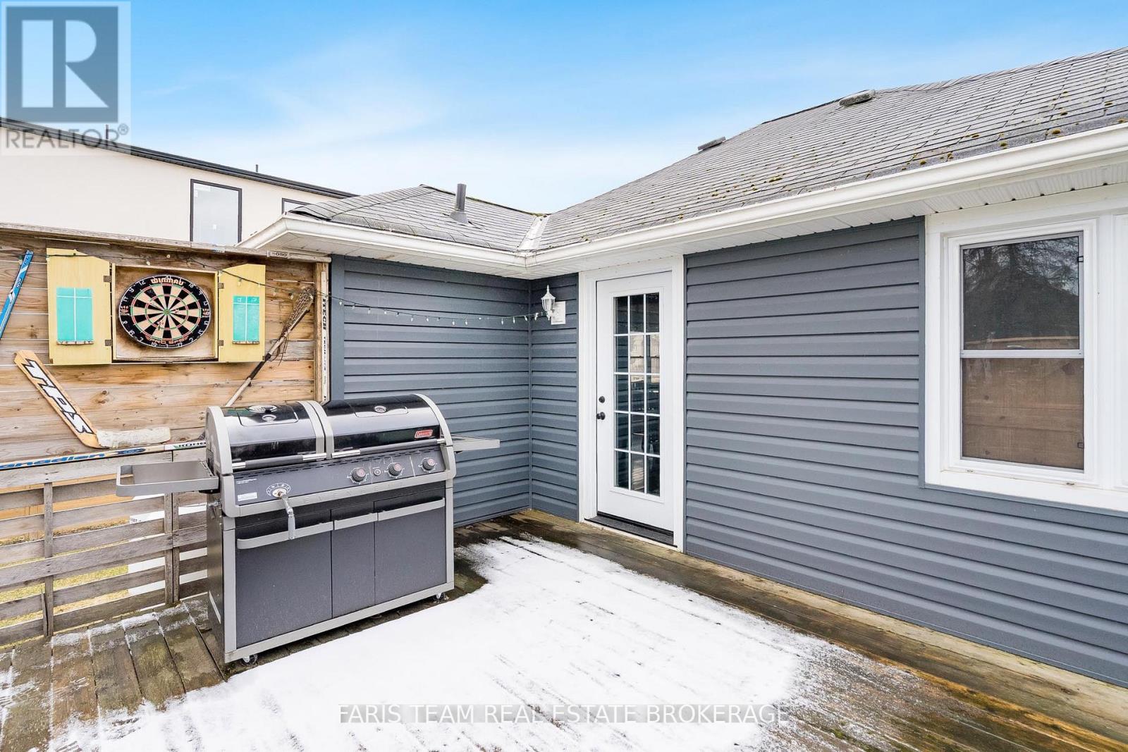 1417 Maple Way, Innisfil, Ontario  L0L 1C0 - Photo 25 - N12964634