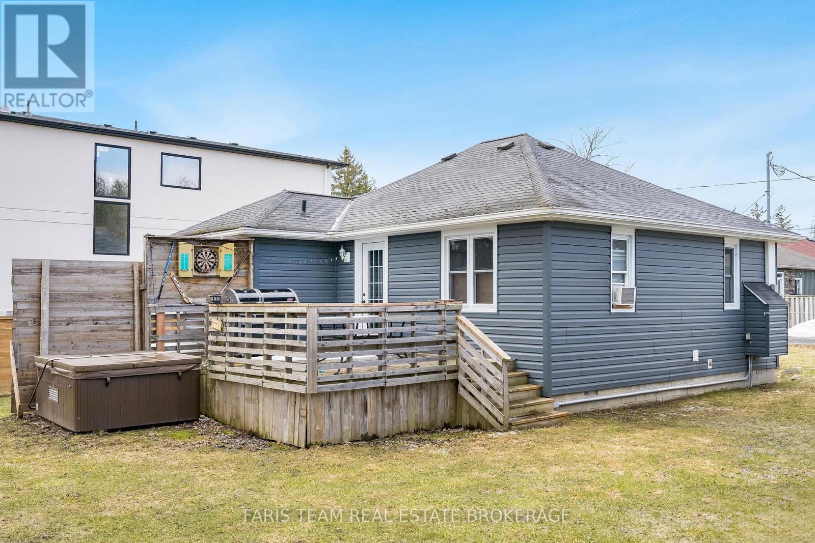 1417 Maple Way, Innisfil, Ontario  L0L 1C0 - Photo 27 - N12964634