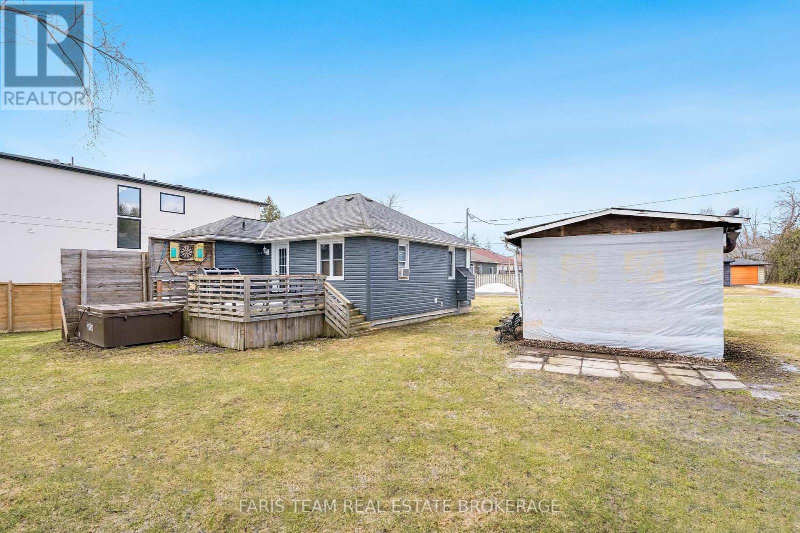 1417 Maple Way, Innisfil, Ontario  L0L 1C0 - Photo 28 - N12964634