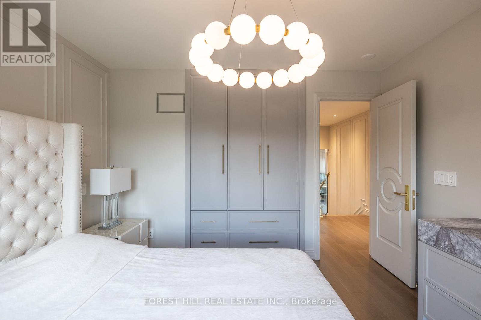 Upper - 596 Woodbridge Avenue, Vaughan, Ontario  L4L 2T7 - Photo 12 - N12964650