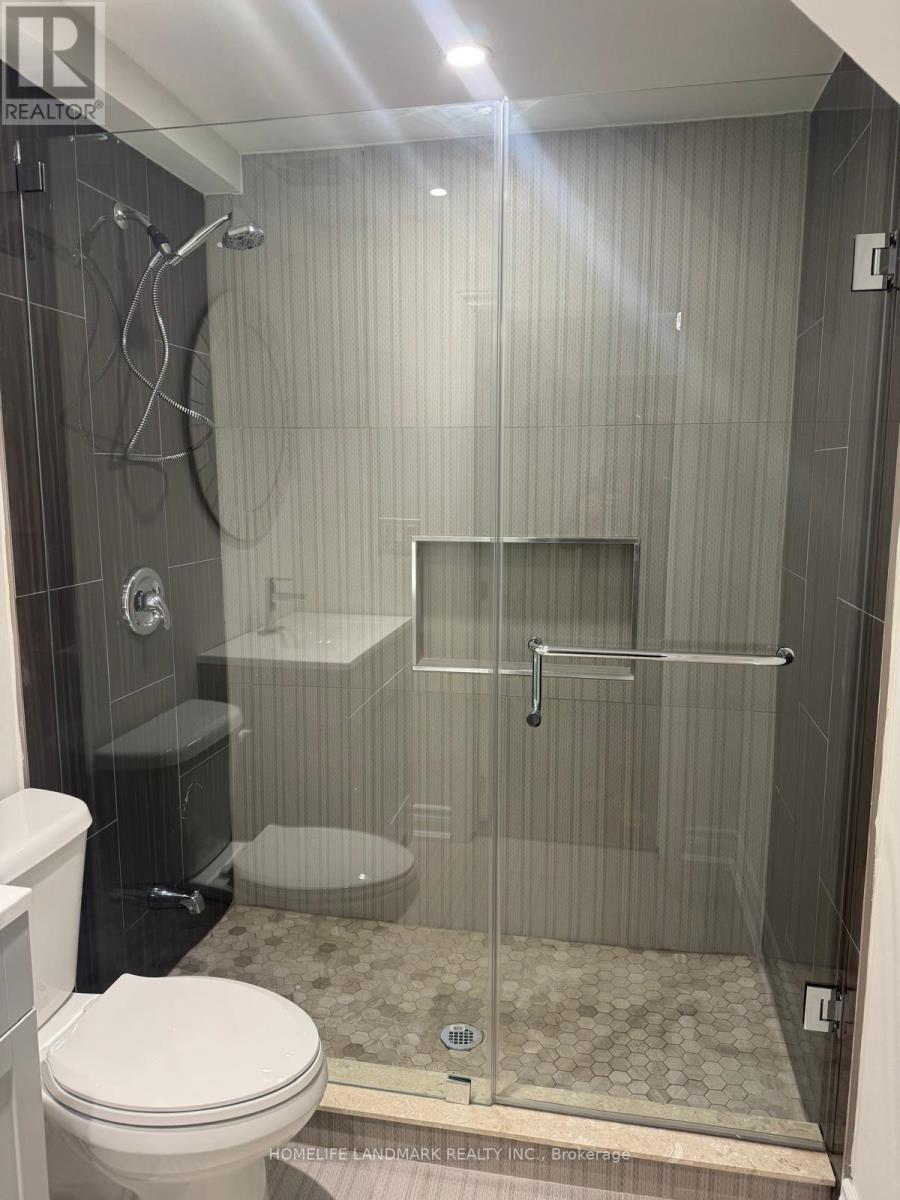 94 Houseman Crescent, Richmond Hill, Ontario  L4C 7S6 - Photo 12 - N12964690