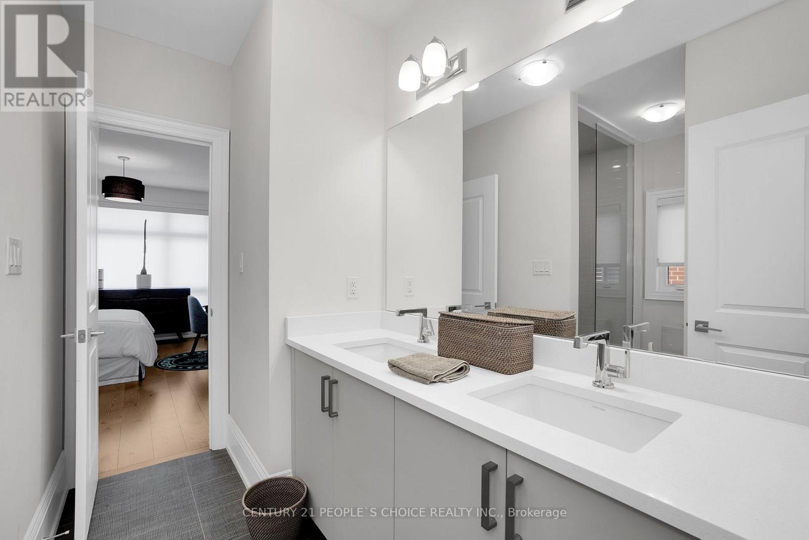 140 Wainfleet Crescent, Vaughan, Ontario L4L 1A6 - Photo 25 - N12964740