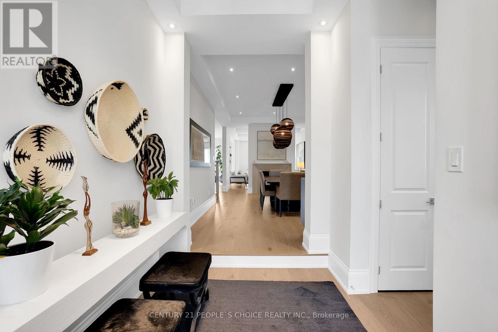 140 Wainfleet Crescent, Vaughan, Ontario L4L 1A6 - Photo 5 - N12964740