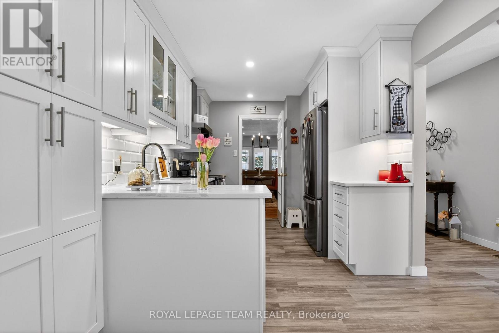 20 River Oaks Court, Ottawa, Ontario  K2S 1L3 - Photo 19 - X12949396