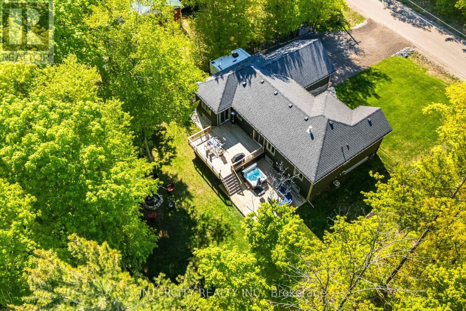 41 Tall Pines Drive, Tiny, Ontario  L9M 0H4 - Photo 32 - S12964408