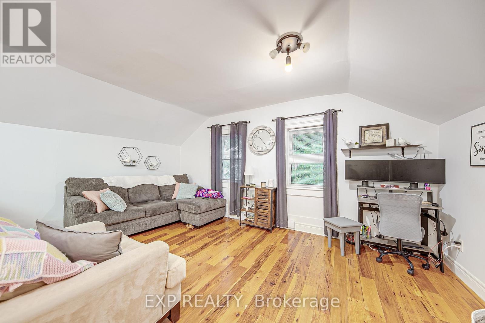 2 Francis Street E, Clearview (Creemore), Ontario  L0M 1G0 - Photo 36 - S12964434