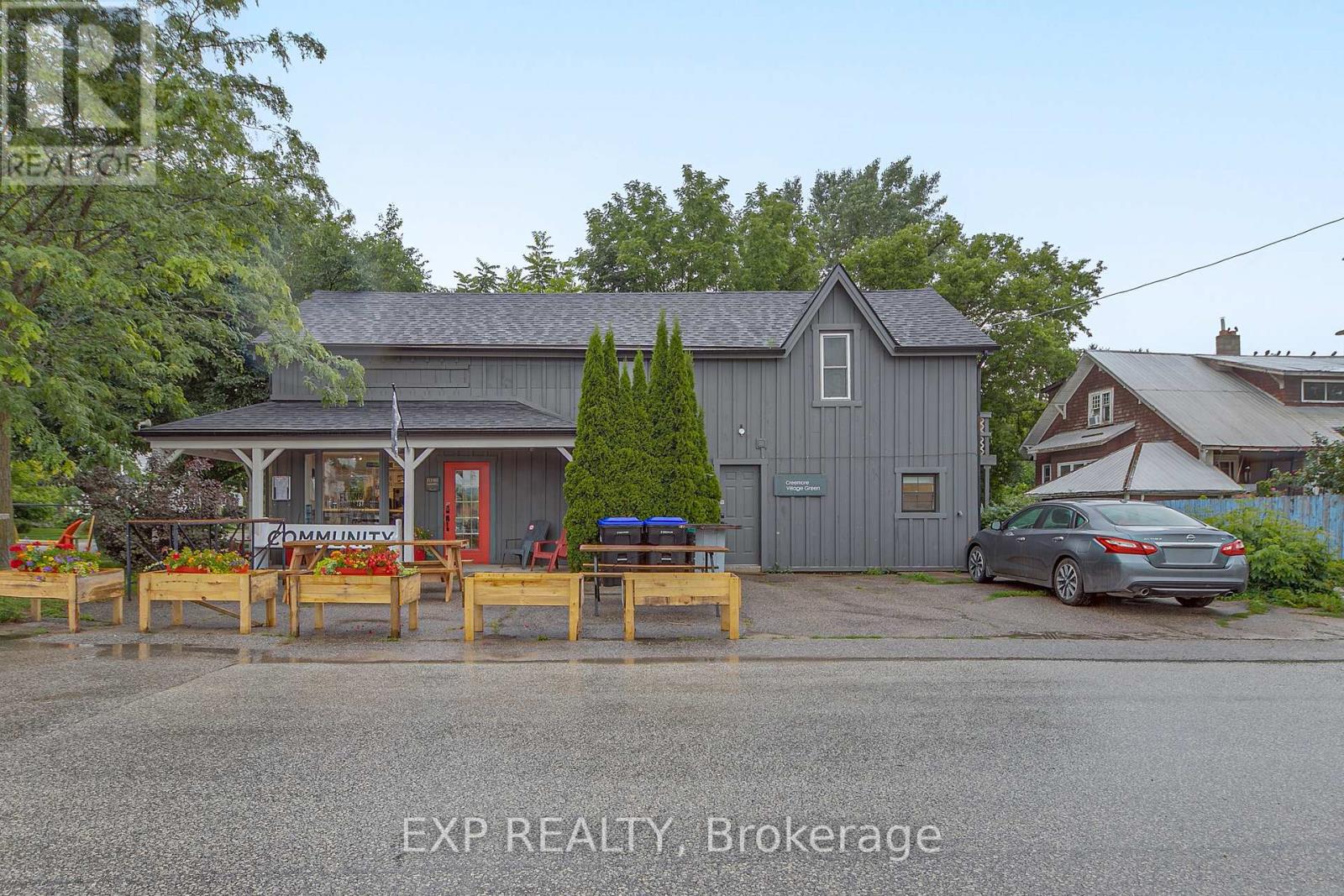 2 Francis Street E, Clearview (Creemore), Ontario  L0M 1G0 - Photo 9 - S12964434