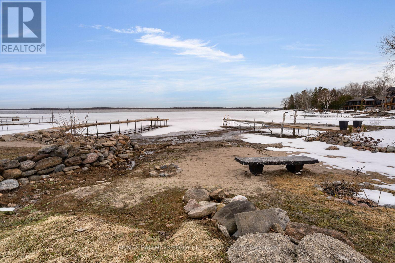 220 Robins Point Road, Tay, Ontario  L0K 2A0 - Photo 10 - S12964506