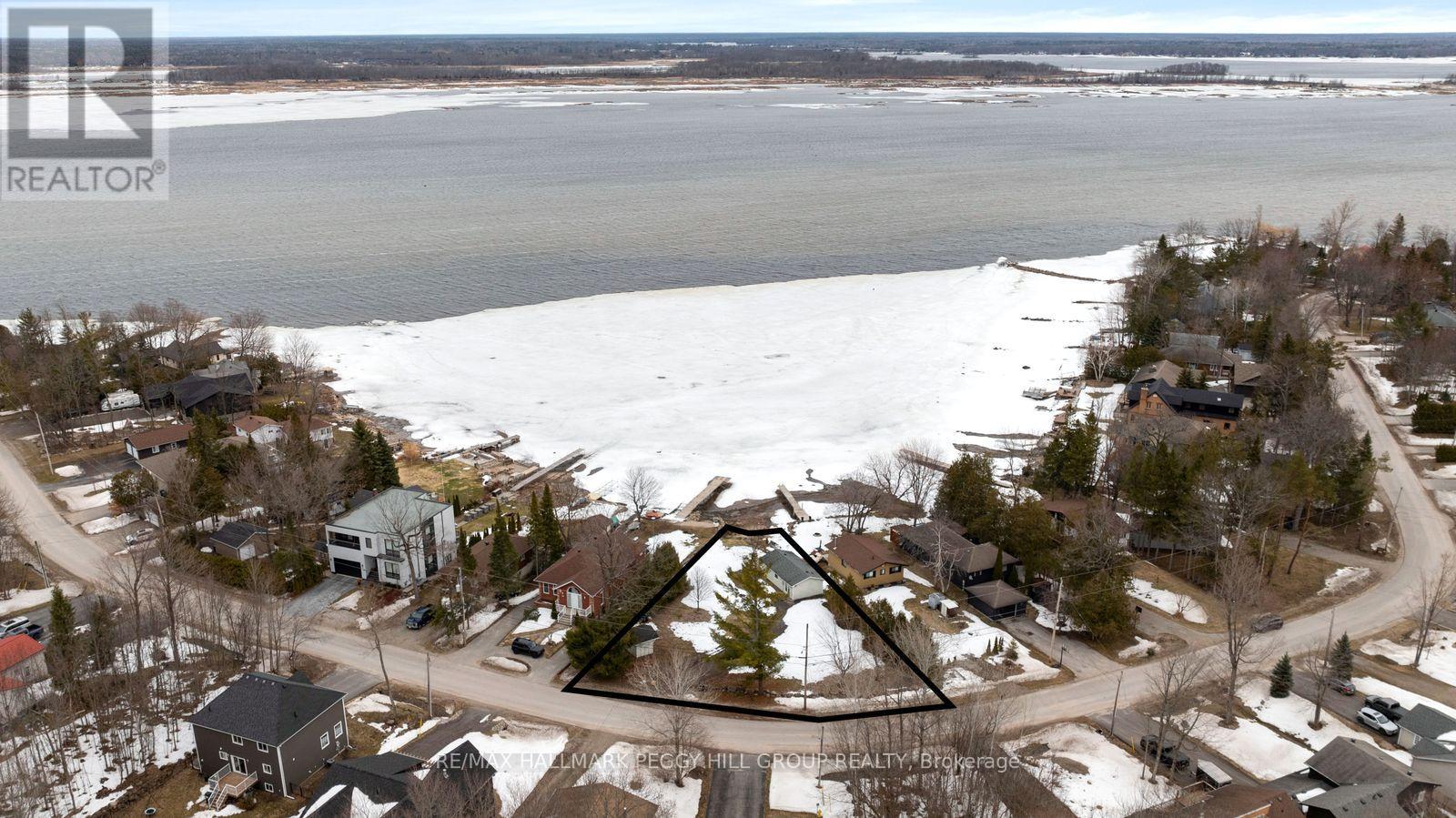 220 Robins Point Road, Tay, Ontario  L0K 2A0 - Photo 14 - S12964506