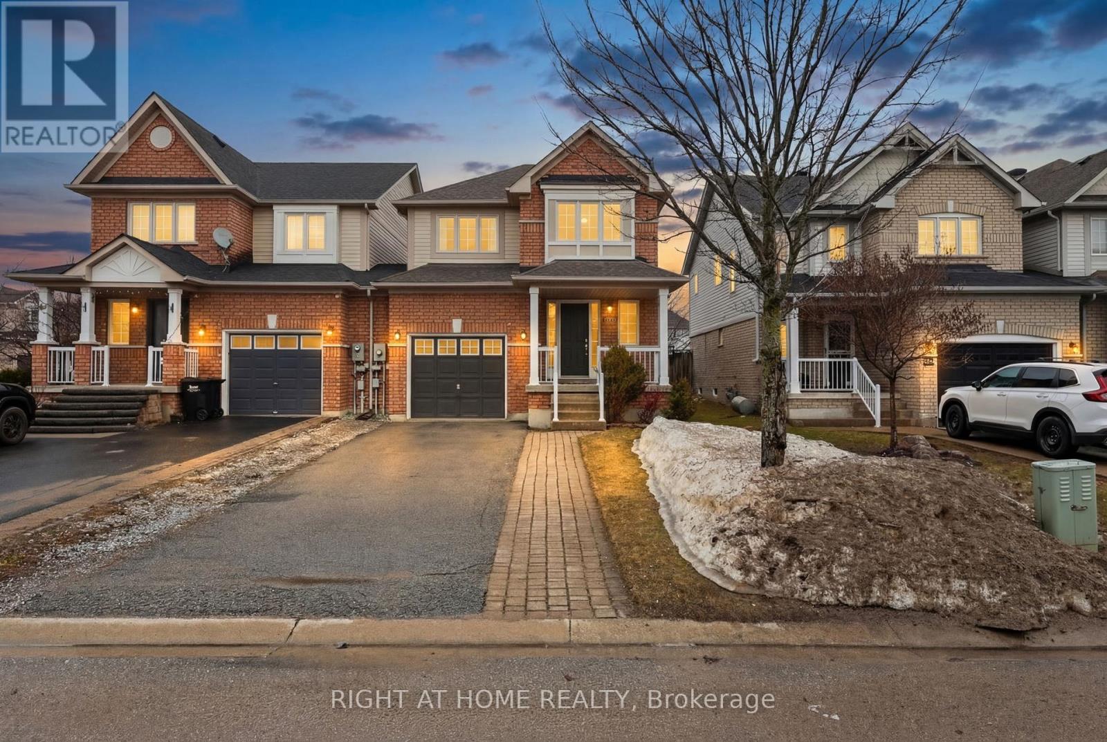 65 BIRD STREET, Barrie, Ontario