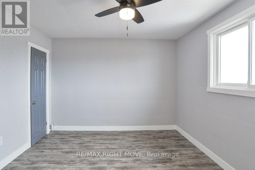 636 Mississaga Street W, Orillia, Ontario  L3V 3C6 - Photo 15 - S12964718