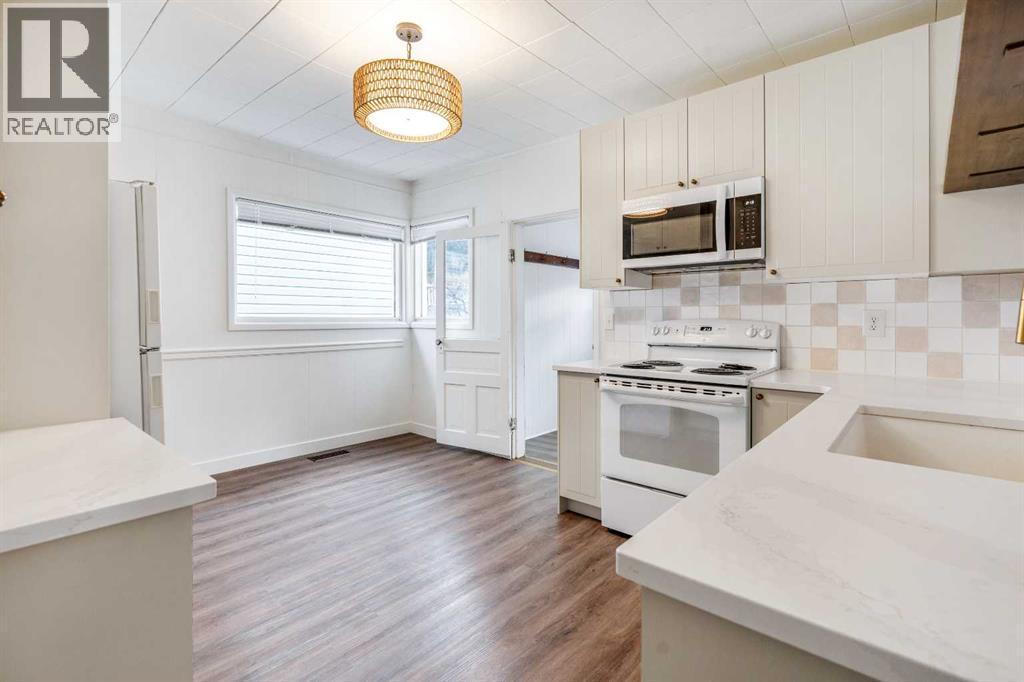 13250 19 Avenue, Blairmore, Alberta  T0K 0E0 - Photo 13 - A2283871