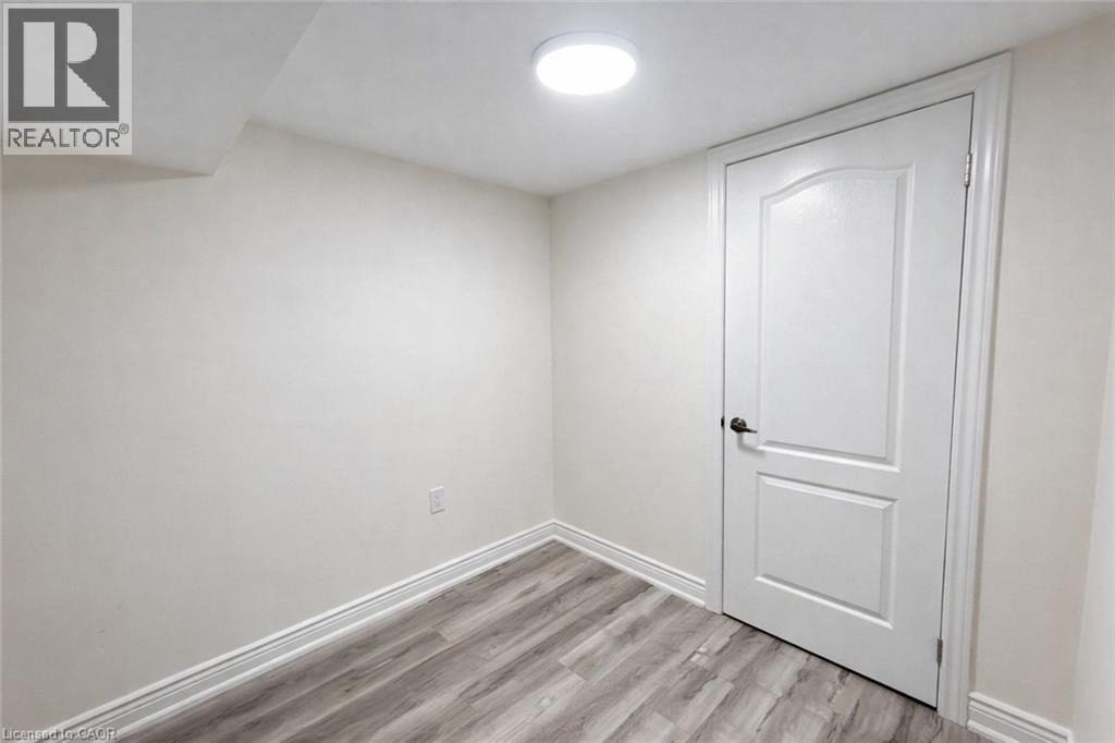 592 Blair Creek Drive Unit# Basement, Kitchener, Ontario  N2P 0E6 - Photo 2 - 40817947