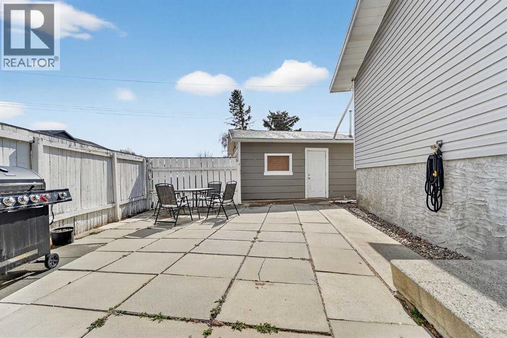 1016 42 Avenue N, Lethbridge, Alberta  T1H 6C1 - Photo 31 - A2299505