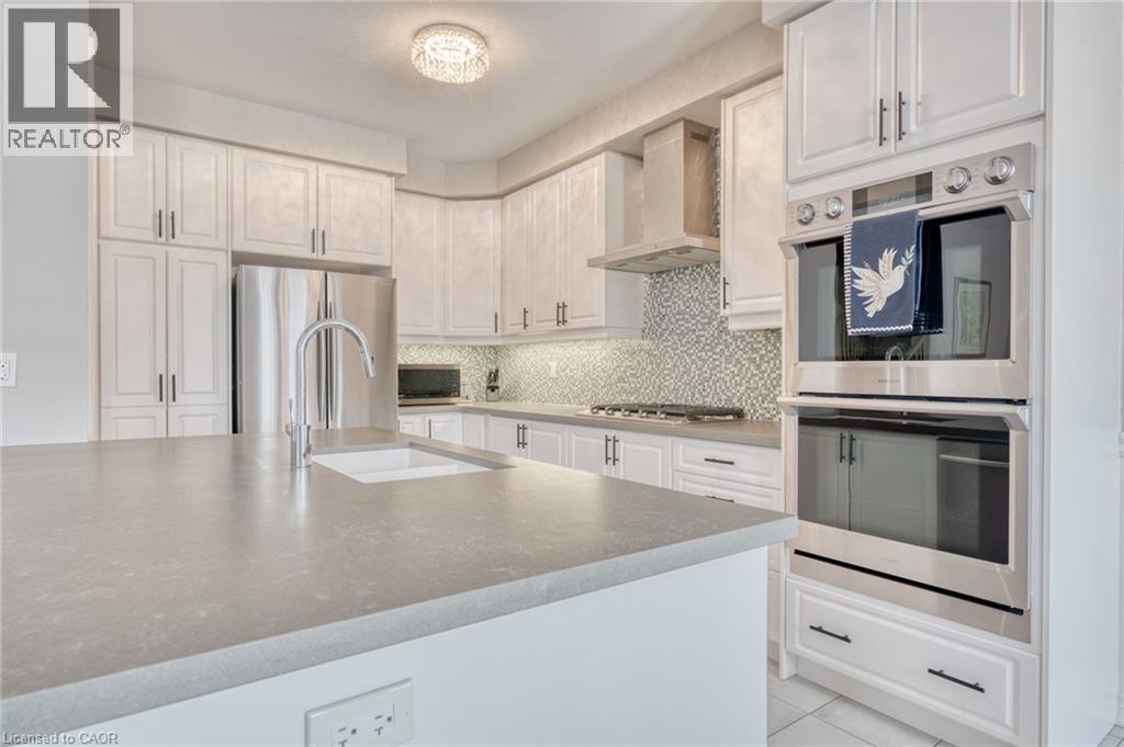 311 Humphrey Street, Waterdown, Ontario  L8B 1X4 - Photo 13 - 40813408