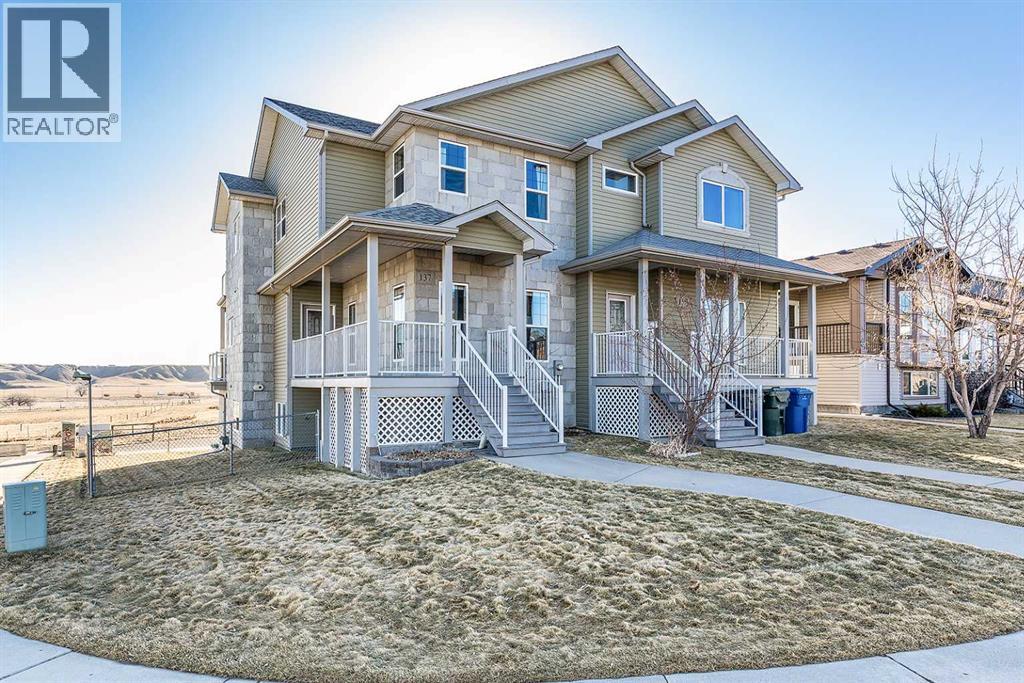 137 Ranchlands Boulevard Ne, Medicine Hat, Alberta  T1C 0E2 - Photo 1 - A2284184