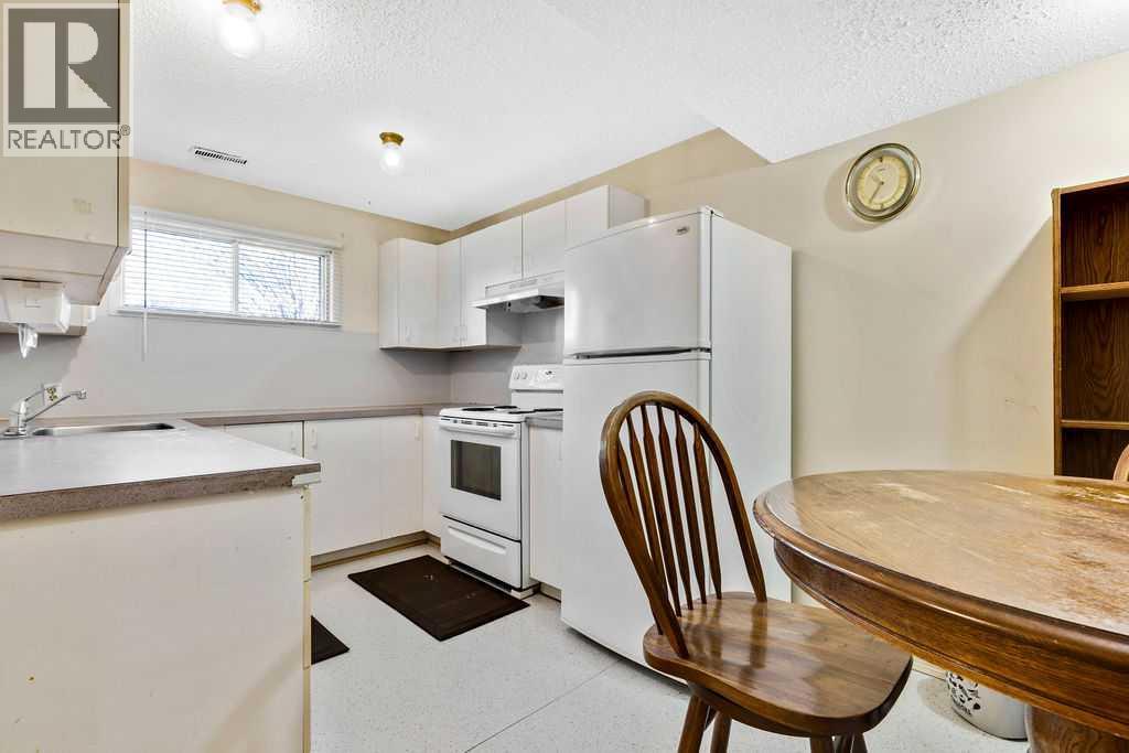 25 Knight Street, Okotoks, Alberta  T1S 1G3 - Photo 18 - A2286785