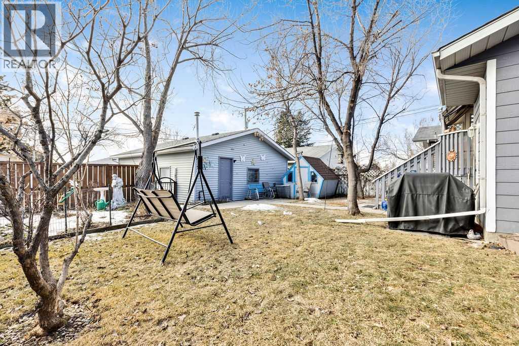 25 Knight Street, Okotoks, Alberta  T1S 1G3 - Photo 26 - A2286785