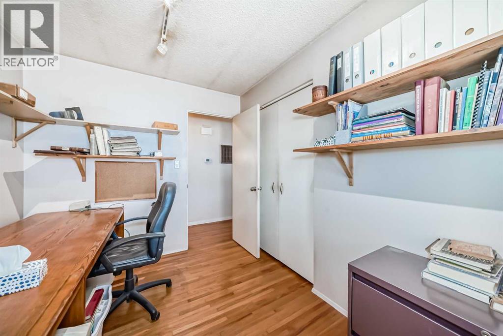 844 Lake Ontario Drive SE, Calgary, Alberta  T2J 3K1 - Photo 26 - A2286791