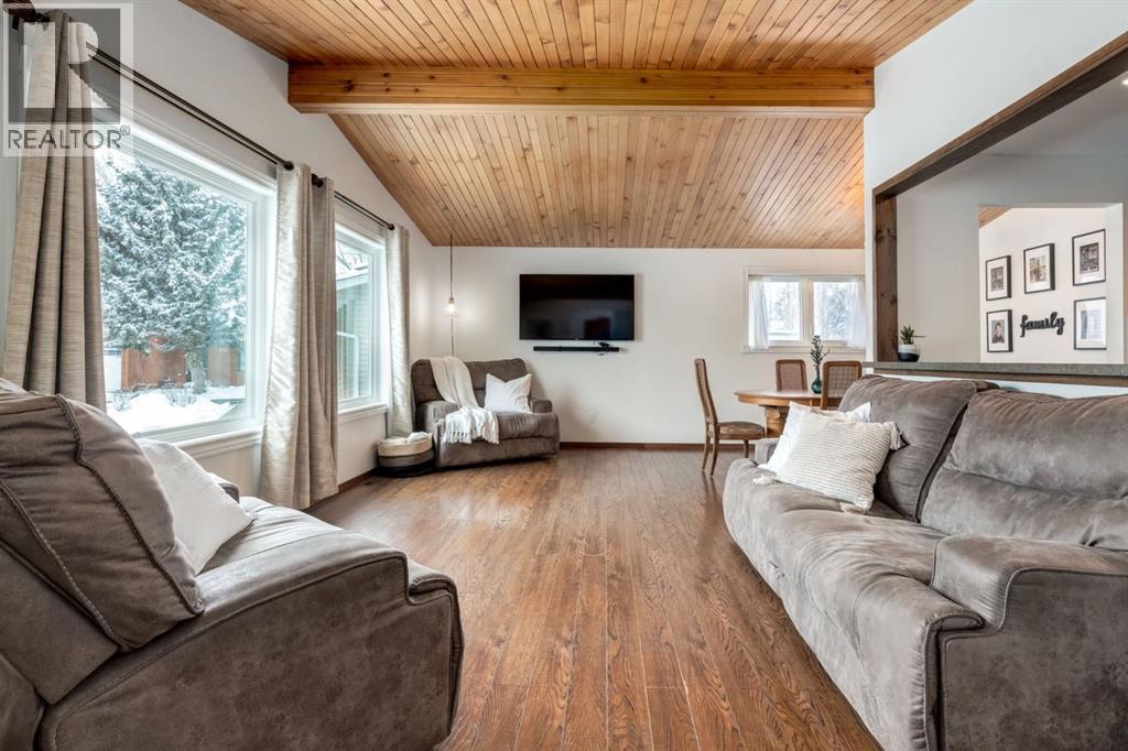 108 Westheights Close, Didsbury, Alberta  T0M 0W0 - Photo 4 - A2293687