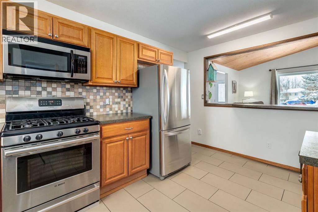 108 Westheights Close, Didsbury, Alberta  T0M 0W0 - Photo 10 - A2293687