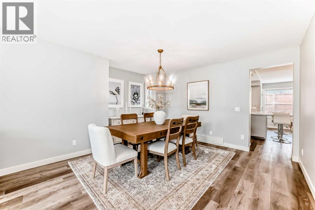 47 Canterbury Court SW, Calgary, Alberta  T2W 6C2 - Photo 17 - A2294234