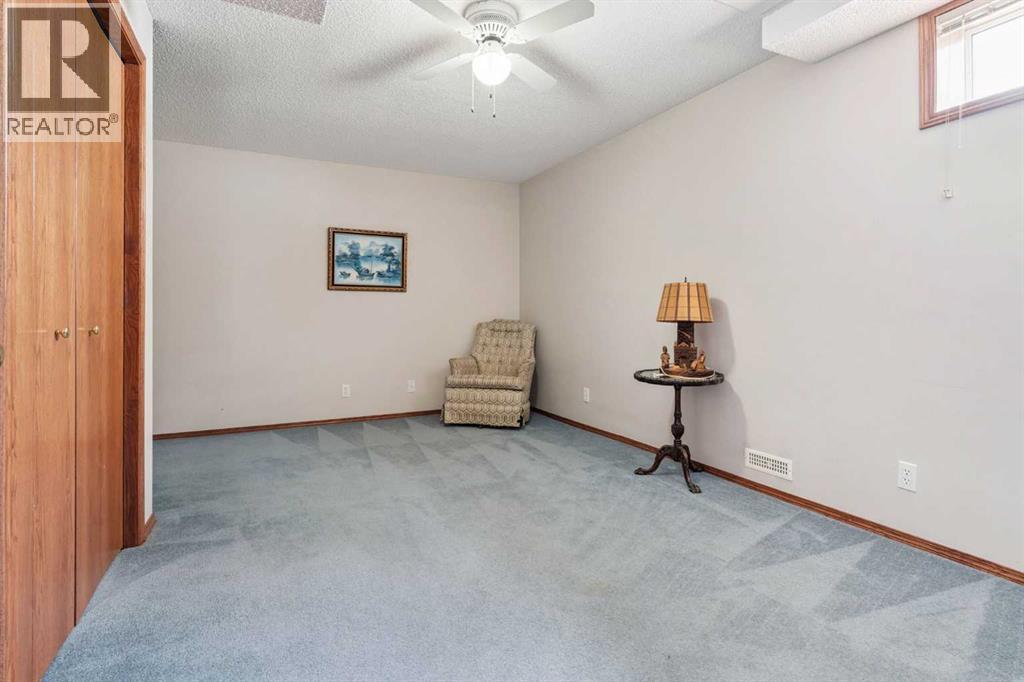 24, 26 Quigley Drive, Cochrane, Alberta  T4C 1M2 - Photo 15 - A2297124