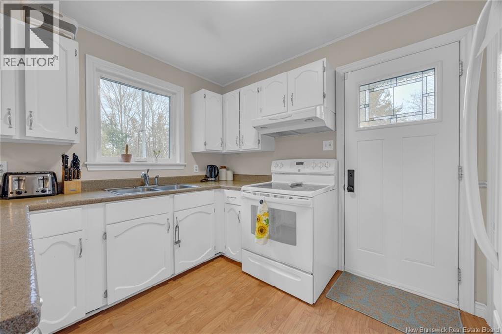 18 Westminster Drive, Quispamsis, New Brunswick  E2E 2V3 - Photo 10 - NB135609