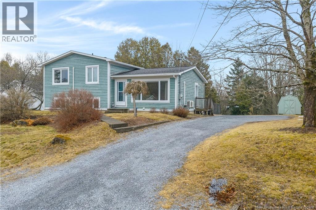 18 Westminster Drive, Quispamsis, New Brunswick  E2E 2V3 - Photo 2 - NB135609