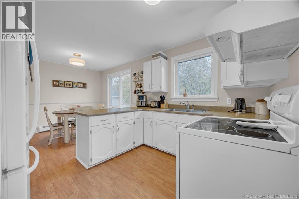 18 Westminster Drive, Quispamsis, New Brunswick  E2E 2V3 - Photo 9 - NB135609