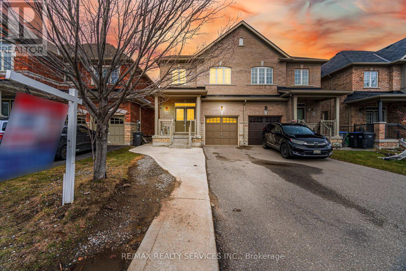 20 Blackberry Valley Crescent, Caledon, Ontario  L7C 3Z9 - Photo 7 - W12964228