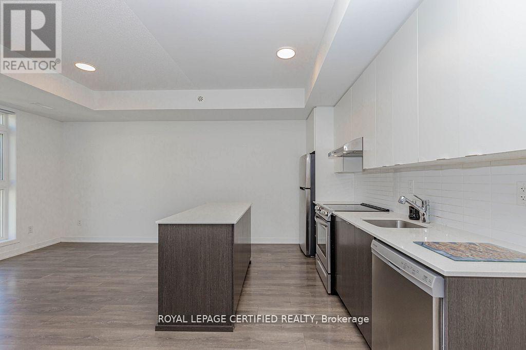 203 - 90 Canon Jackson Drive, Toronto, Ontario  M6M 0C1 - Photo 19 - W12964272