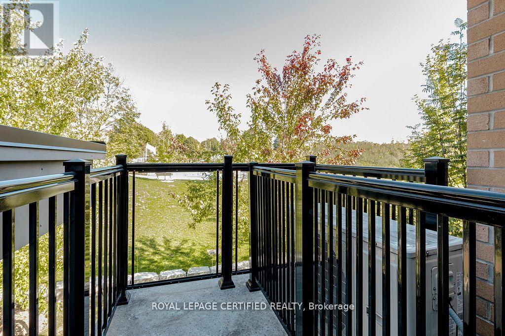 203 - 90 Canon Jackson Drive, Toronto, Ontario  M6M 0C1 - Photo 45 - W12964272