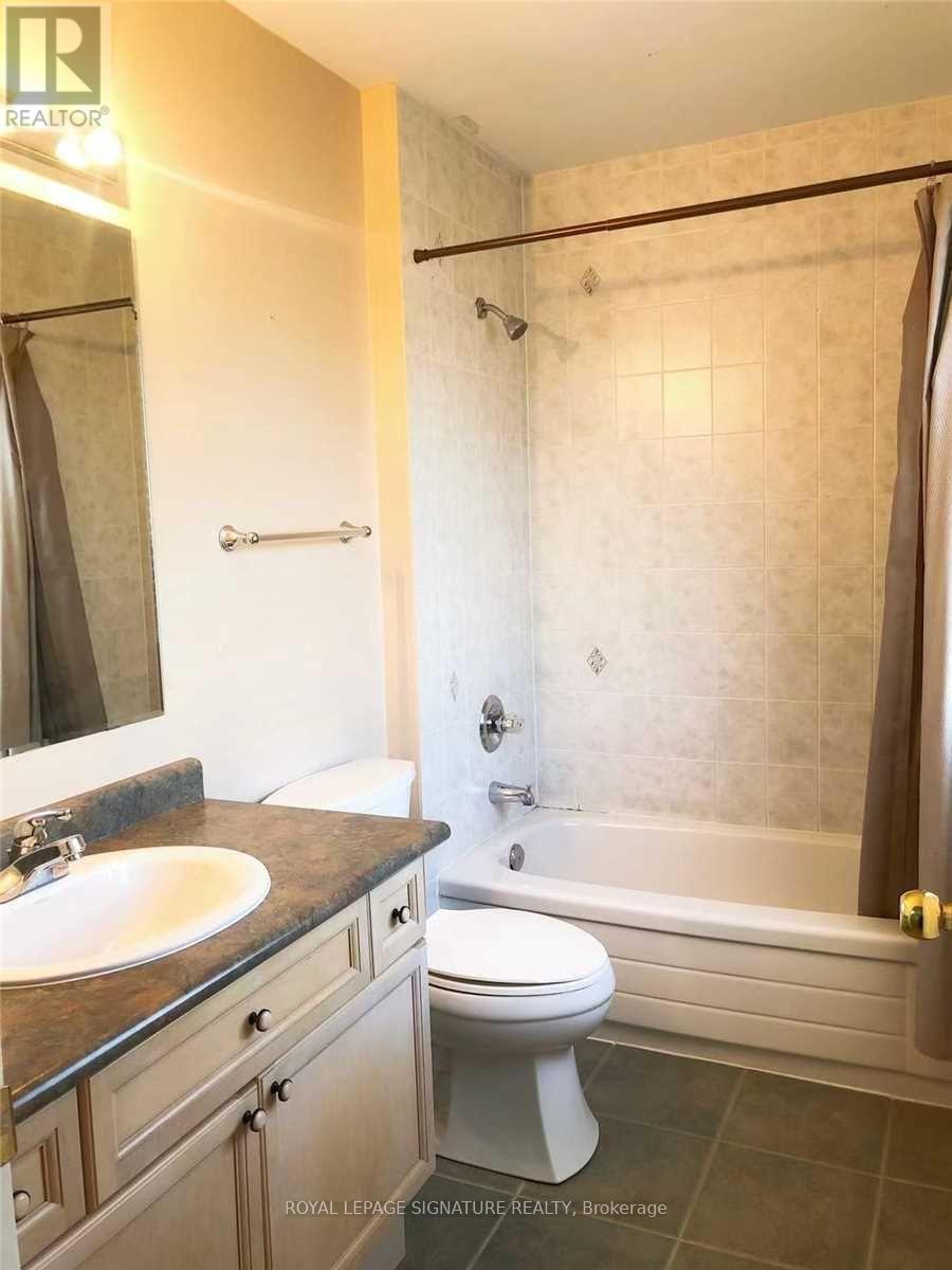 786 Irving Terrace, Milton, Ontario  L9T 6H2 - Photo 12 - W12964310