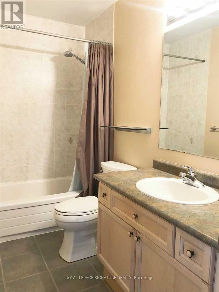 786 Irving Terrace, Milton, Ontario  L9T 6H2 - Photo 13 - W12964310