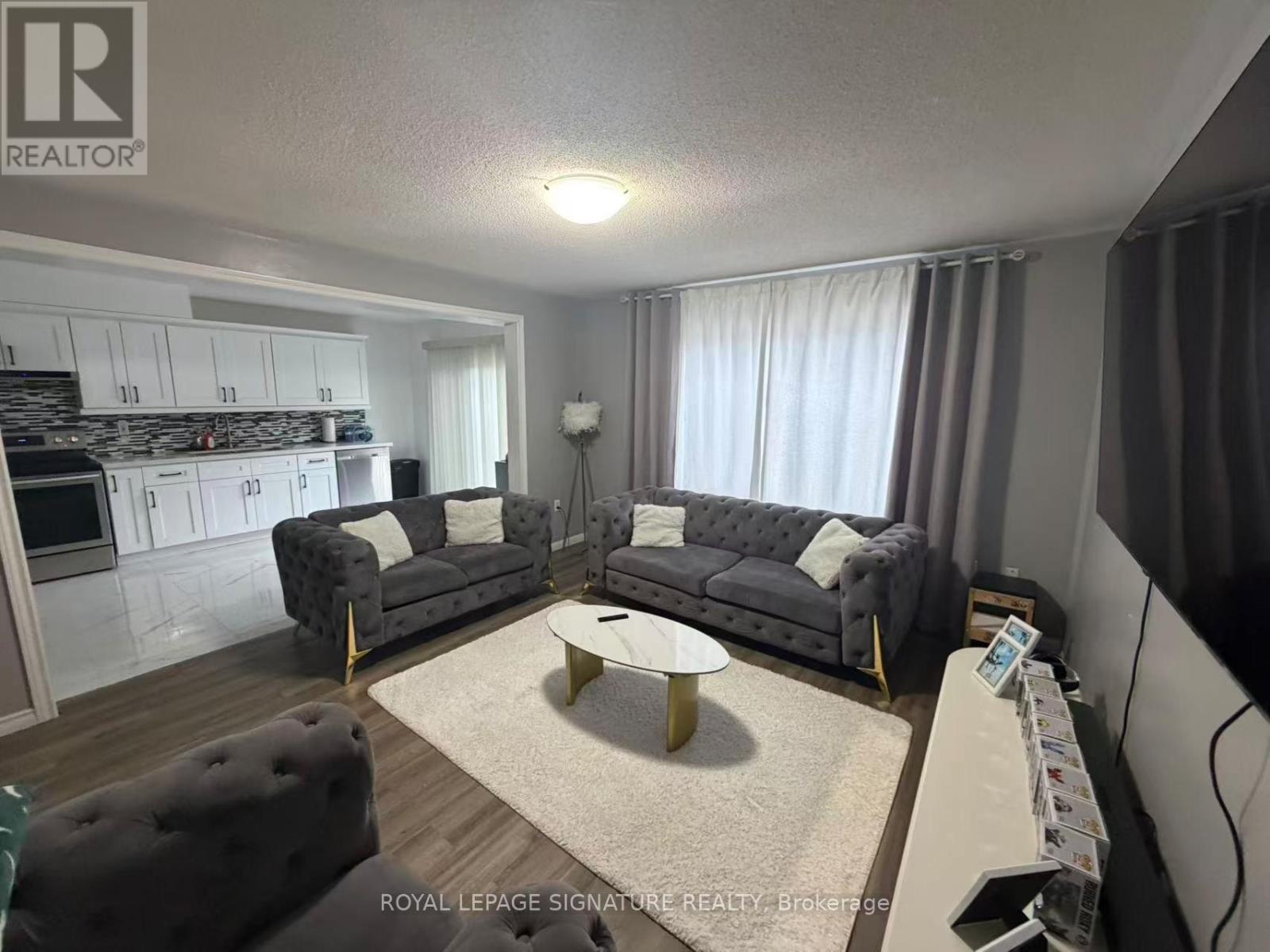 786 Irving Terrace, Milton, Ontario  L9T 6H2 - Photo 3 - W12964310