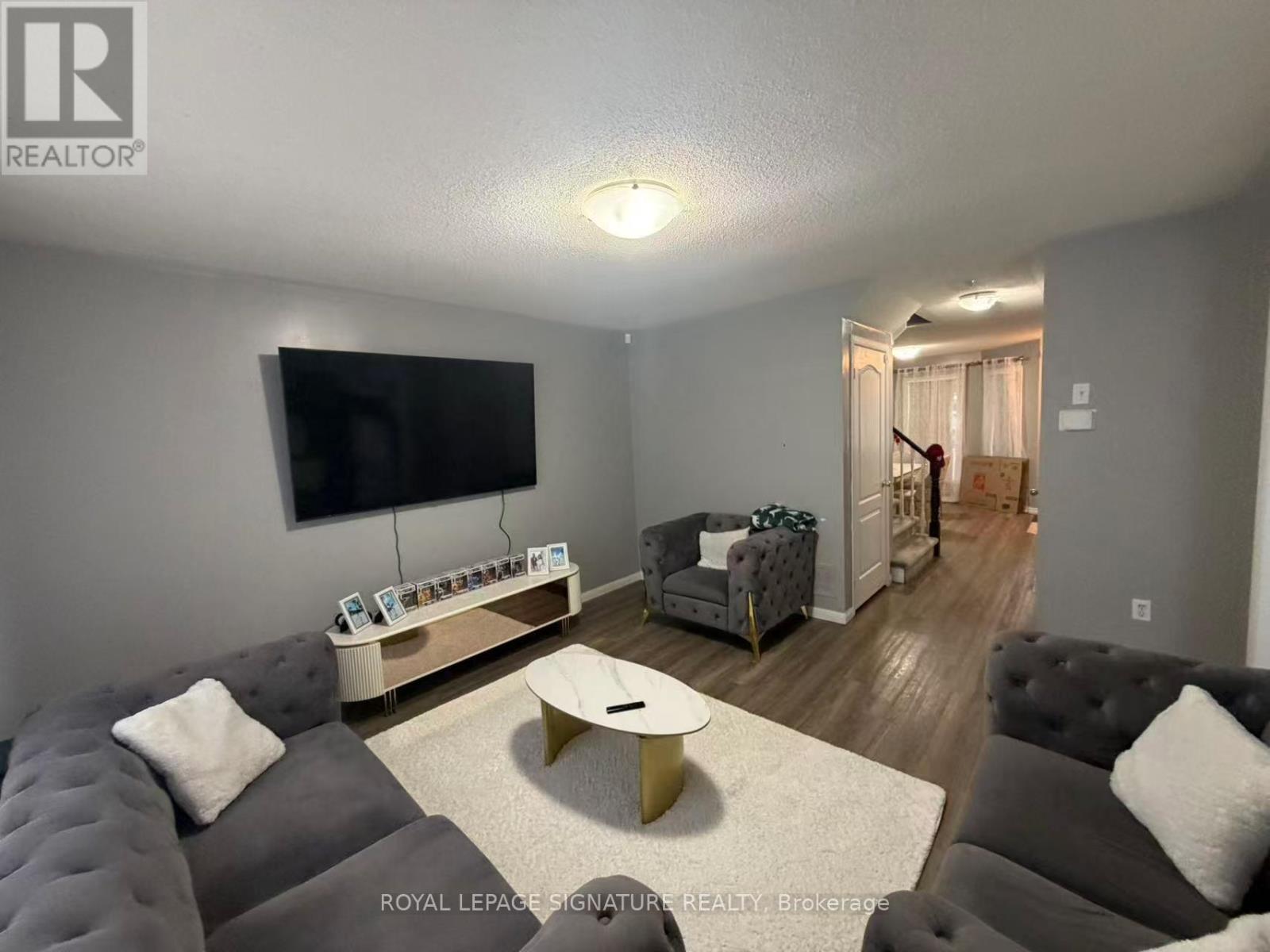 786 Irving Terrace, Milton, Ontario  L9T 6H2 - Photo 4 - W12964310