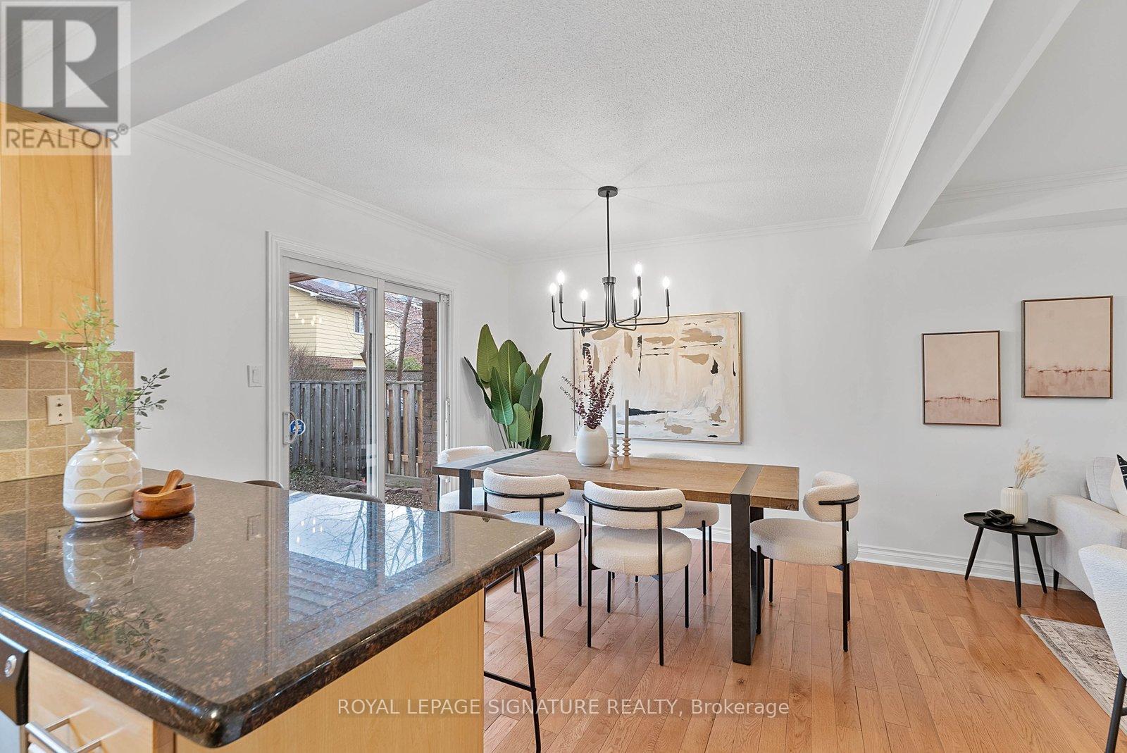 4046 Tea Garden Circle, Mississauga, Ontario  L5B 2W6 - Photo 17 - W12964332